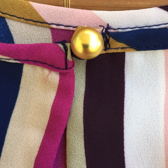 ✨Cute Striped Top✨ - Picture 7 of 7